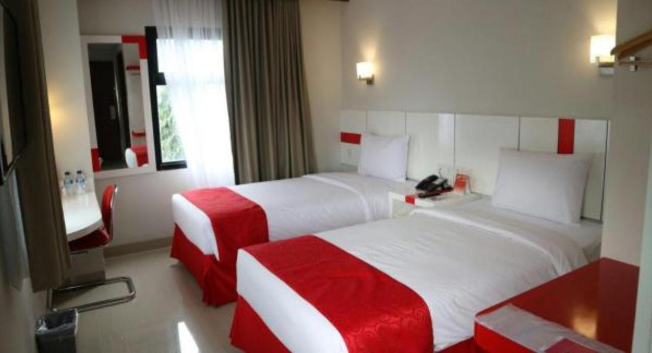 Brothers Inn Sukoharjo Buitenkant foto